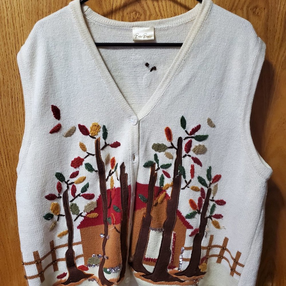 Bobby Brooks Women’s Sweater Vest Size L Fall Tress Autumn Leaves